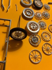 1929 FORD MODEL A ROADSTER MODEL KIT AMT ERTL 1/25 SCALE STARTED HAS EXTRA PARTS