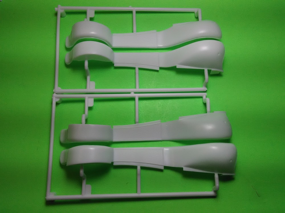 32 1932 Ford 5 Window Coupe 1/25 Lot of 2 full fenders running boards custom