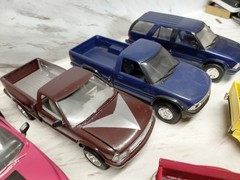Model Junkyard/parts Plastic Truck Lot Of 9 Ford,chevy,,dodge Pickups