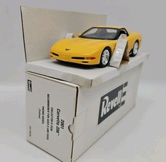 2001 Corvette Promo Model Car 1/25 Yellow Z06 Excellent W Box