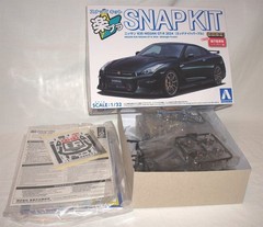 Nissan R35 GT-R 2024 midnight purple 1:32 model kit snap together car 03-MP