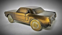 Mustang Ford Vintage Classic Sports Race Promo Car Carousel Bronze Paint 1:24