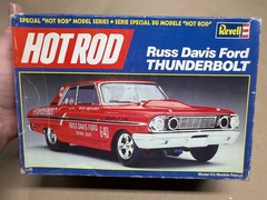 1/25 REVELL HOT ROD RUSS DAVIS FORD THUNDERBOLT Drag Race Car 1964 LOOK
