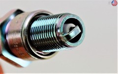 NGK BR8ES 10 Spark Plugs in box (5422) F C