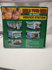 1995 BP Model – Build Your Own Service Station. Gas Pumps, Car Wash, Shops NEW!