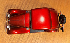1932 FORD V8 COUPE AMT MODEL KIT ” BUILT “