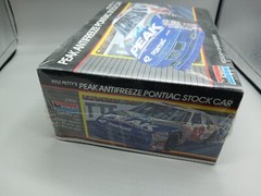 1/24 Monogram Peak Antifreeze Pontiac Stock Car Sealed Package
