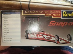 Revell Snap-on Top Fuel Dragster Doug Herbert 1:25 Model Kit Skill 3 SSX2199