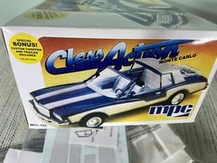 MPC Class Action Monte Carlo with Chopper & Trailer 1:25 Car Model Kit