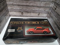 Union Plastic Model Porsche 930 Turbo Plastic Model Car Kit 1/20 Scale