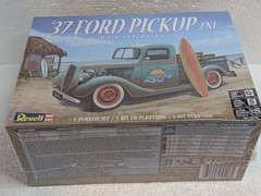 Revell ’37 Ford Pickup with Surfboard ,1:25 , Model Kit # 85-4516 Sealed