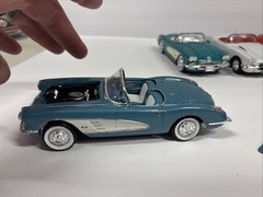 Lot Of 5 BUILT Model Cars NICE Lot#012 Corvettes