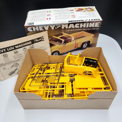 Vintage Chevy Luv Machine Custom Step Side Pick Up Model Revell Vintage 1977