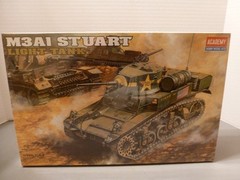 ACADEMY 1/35 M3A1 STUART LIGHT TANK #1398 SEALED YEAR 2002