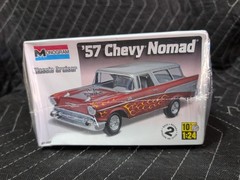 Monogram 1:24 ’57 Chevy Nomad Classic Cruiser Model Kit – Sealed – 85-0883,NIB!!