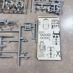 A1C 1957 Chevrolet Bel Air Hardtop Big 1/16 Model Kit AMT T841