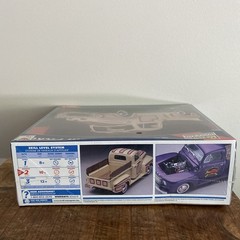 Revell Monogram ’50 Ford Custom Pickup Model Kit 1:25 Scale SEALED.