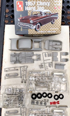 2004 AMT #30798 1957 Chevy Hard Top 1:25 scale Model Kit – Open Box