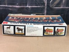OPEN BOX AMT MATCHBOX 1:20 Model Kit BUDWEISER CLYDESDALE 8-HORSE HITCH No. 7702