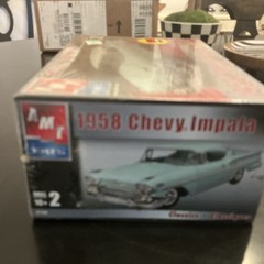 AMT ERTL 1:25 Car Kit 1958 Chevy Impala Classics Factory Sealed