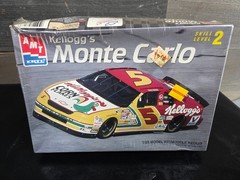 VINTAGE SEALED AMT ERTL KELLOGGS MONTE CARLO 1/25 SKILL 2 MODEL