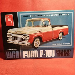 Trophy 1960 Ford F-100 Pickup 1:25 scale model car part AMT