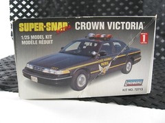 1997 Lindberg Super-Snap 72713 CROWN VICTORIA OHIO STATE HIGHWAY PATROL 1:25 NIB