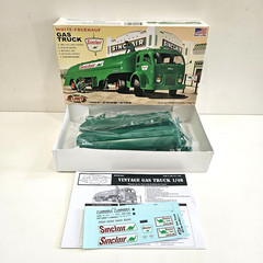 1/48 ATLANTIS WHITE-FRUEHAUF SINCLAIR GAS TRUCK #H1402 NEW SEALED MODEL KIT