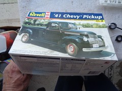 REVELL # 85-7668 1941 CHEVY PICKUP Open Unbuilt MODEL KIT 1/25 Scale