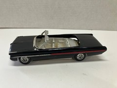 VINTAGE AMT 1/25 SCALE JUNKYARD 1962 PONTIAC CONVERTIBLE BUILT MODEL KIT