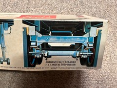 AMT COORS Fruehauf 40′ Reefer Trailer 1/25 Model Kit #5203 Original (UNBUILT)