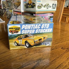 MPC 939 1/25 Pontiac GTO Super Stocker Plastic Model Kit INCOMPLETE