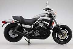 Aoshima 1/12 BIKE MODEL Yamaha VMAX Silver Dust Diecast Model -ASSEMBLED-