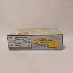 AMT Street Heat 1998 Chrysler Concorde Slammers SNAP 1:25 Scale Model Kit