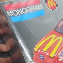 Lot Of 2 – Monogram Model Cars Skill 1 & 2. NASCAR 1:24 & 1:32 Ford Thunderbird