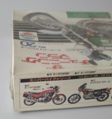 UNION KAWASAKI Z2 CUSTOM KZ1000 KZ 1000 VINTAGE MOTORCYCLE 1/15 MODEL KIT