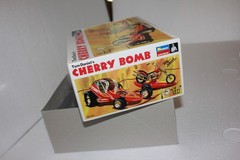 Monogram Tom Daniel’s CHERRY BOMB Scale 1:24 Model Kit OPEN BOX Sealed Parts
