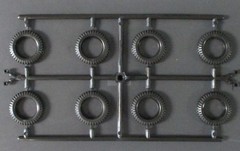 Tamiya 1/35th Scale 88mm Gun Flak 36/37 – Wheels from Kit No. 35017