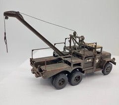 Rough 1:40 Scale Built Painted Plastic Model US M35 Wrecker Recovery Vehicle