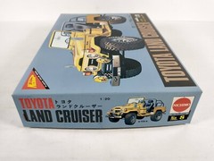 Toyota Land Cruiser 4×4 4 Wheel Drive Nichimo 1:20 Model Kit Sealed Parts Bags