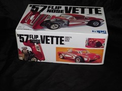 MPC 1957 ’57 Flip Nose Vette Corvette Street Racer 1:25 Model Kit Sealed Parts