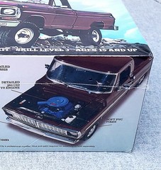 Moebius Models #1230 1:25 ’70 Ford F-100 Custom Cab 4×4 -Factory Sealed-NISB