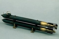 1/35 Scale Die-Cast Resin Model Assembled Kit German Navy Human Torpedo Scene…