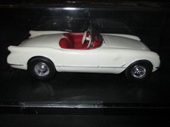 Vintage/Factory/Built/Model(1953/CHEVY/CORVETTE/DISPLAY/CASE)1990’s/Nice