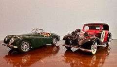 2PC LOT: Burago ’48 Jaguar XK120 & Mira ’36 Mercedes 540K Model Cars 1:24 (Both)