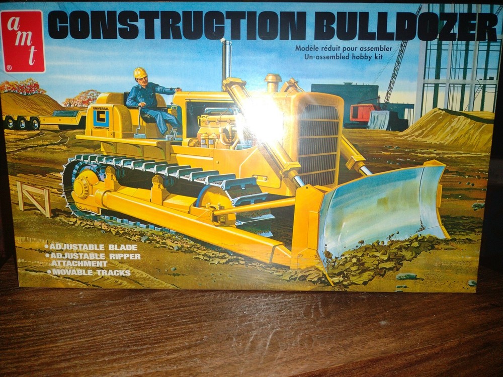 AMT model kits