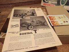 VINTAGE 1960’s Lindberg Bob Tail “T” Auto Model Kit – Large 1/8 Scale 690M:1100