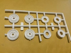 1 25 scale model parts 40 Ford Standard Coupe Inner/outer Wheels Only