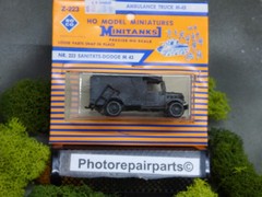 Roco Minitanks / Herpa (New) WWII US M-43 Dodge 3/4T 4×4 Ambulance Lot#7399©