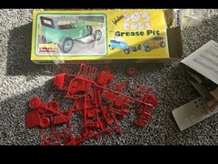 Lindberg Fabulous ‘50’s Rods “The Grease Pit” Open Box Complete Kit # 3151 Rare